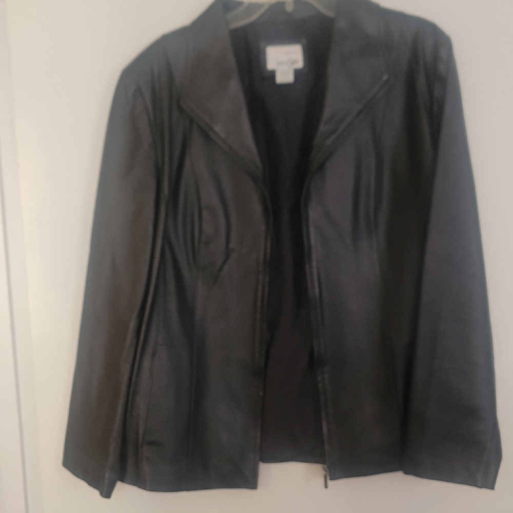 East 5th Sleek Black Leather Jacket